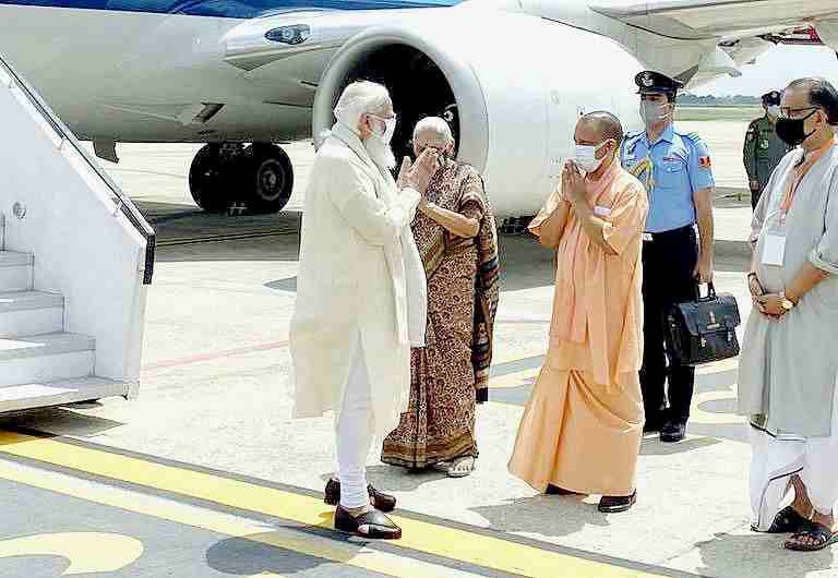 PM Modi praised Yogi Adityanath fiercely