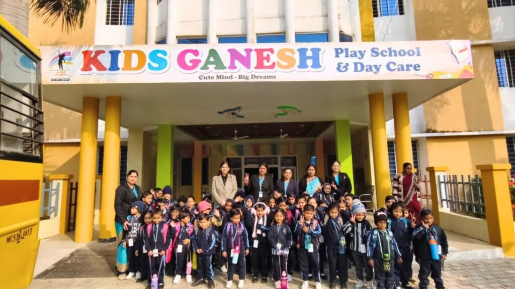 Kids Ganesh children enjoyed picnic